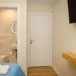 Hermes Petite Maison Hotel *