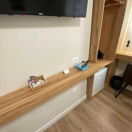 Hermes Petite Maison * Tirana