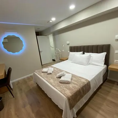 Hermes Petite Maison