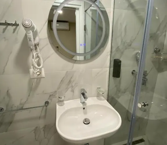 Hermes Petite Maison Tirana