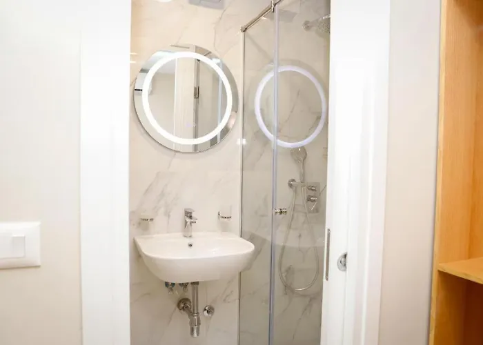 Hermes Petite Maison Hotel Tirana