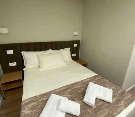 Hermes Petite Maison