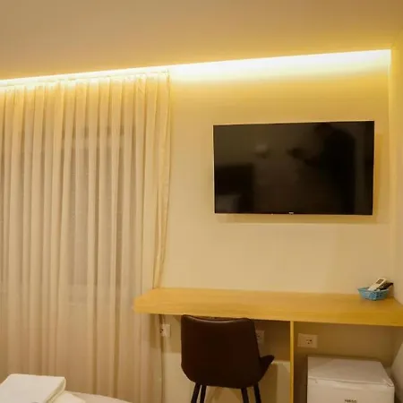 Hermes Petite Maison Otel