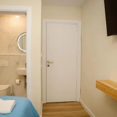 Hermes Petite Maison Otel *