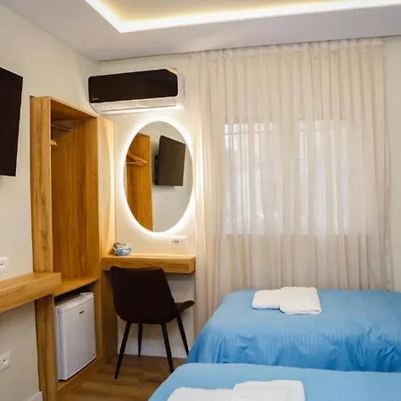 Hermes Petite Maison Otel *