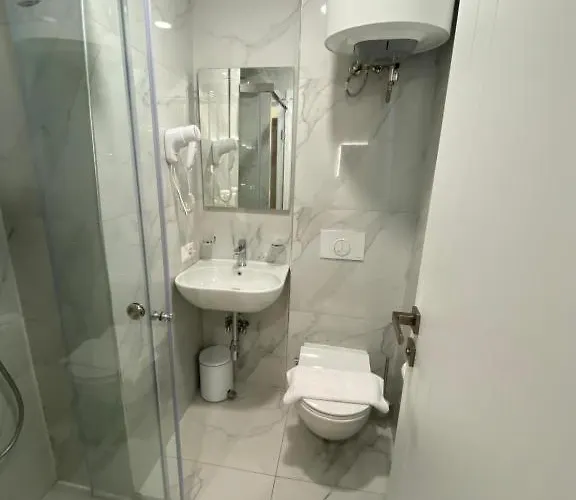 Hermes Petite Maison Tirana