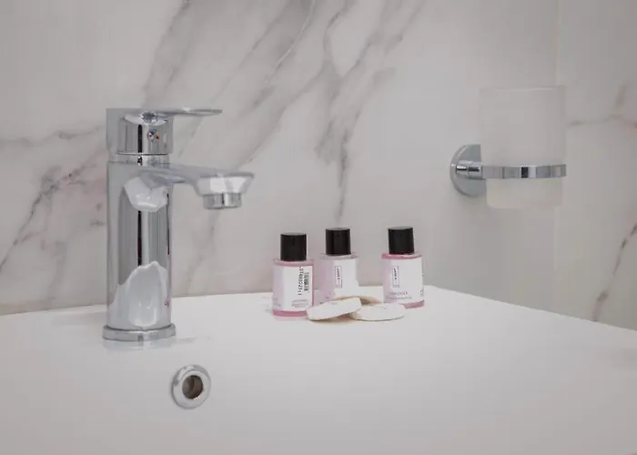 Hermes Petite Maison Tirana