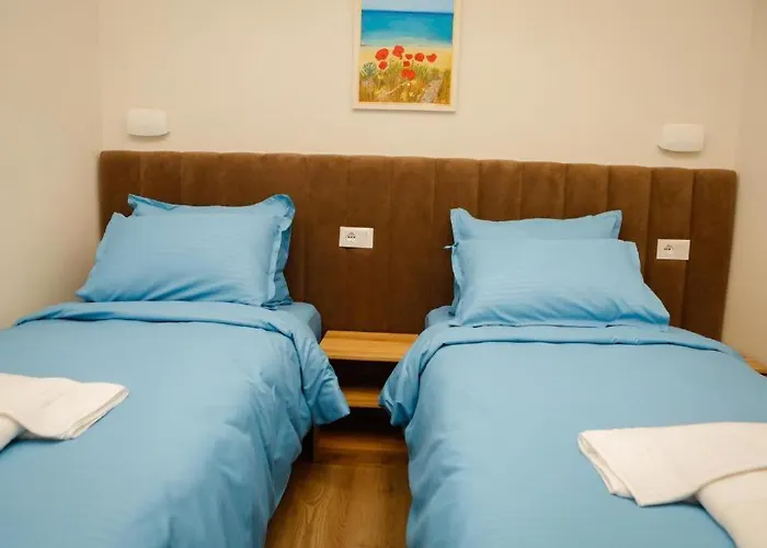 Hermes Petite Maison *