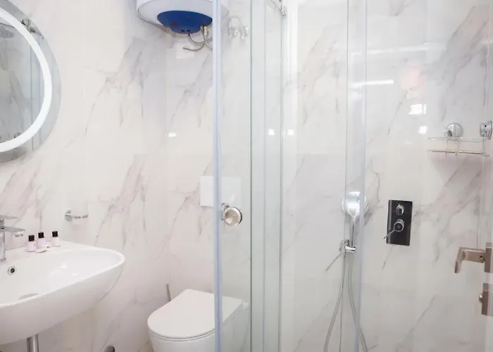 Hermes Petite Maison * Tirana