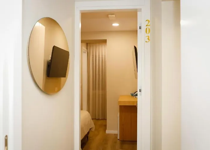 Hermes Petite Maison Hotel