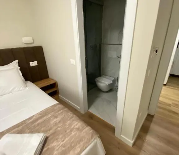 Hermes Petite Maison