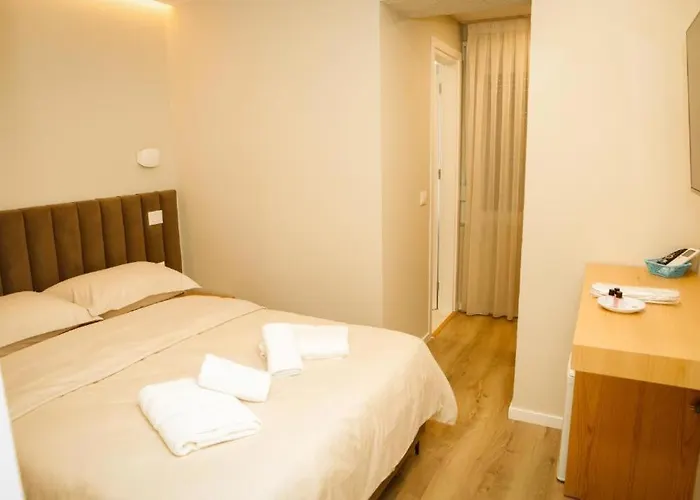 Hermes Petite Maison Tirana